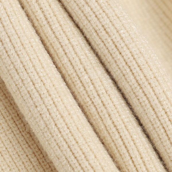 Μοντέρνο γυναικείο πουλόβερ  με V-λαιμόκοψη σε διάφορα χρώματα