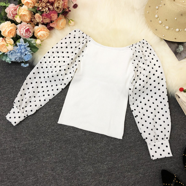 Γυναικεία καθημερινή  μπλούζα με λαιμόκοψη και φαρδιά μανίκια σε διάφορα χρώματα