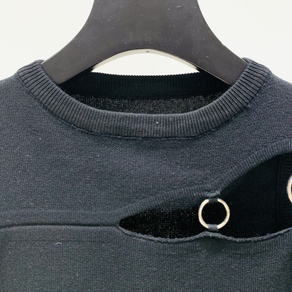 Γυναικείο μοντέρνο αμάνικο με μεταλλικό στοιχείο σε μπλε χρώμα