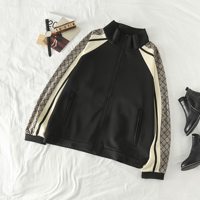 Γυναικείο καθημερινό φούτερ σε μαύρο χρώμα με φερμουάρ 