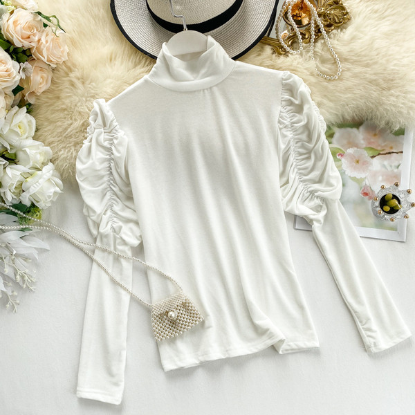 Μοντέρνα γυναικεία μπλούζα με ψηλό γιακά σε διάφορα χρώματα