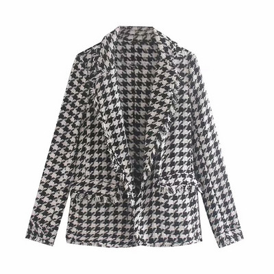 Geaca scurta in carouri cu buzunare fara inchidere