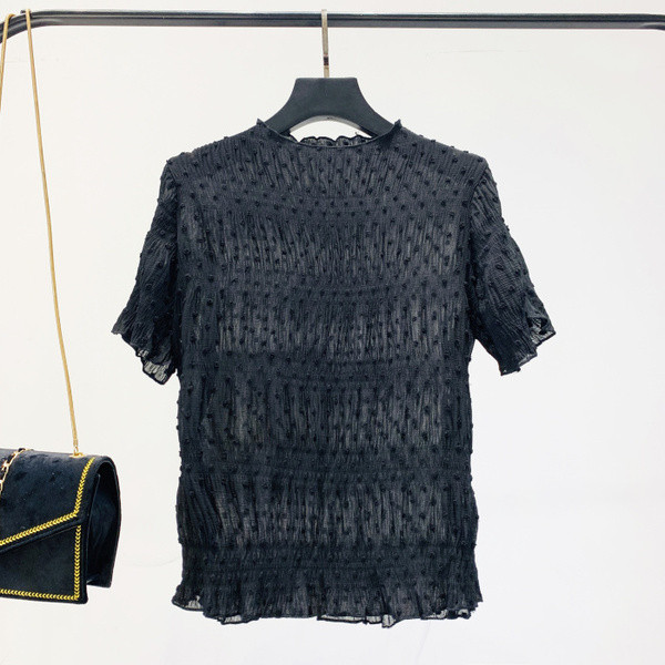 Bluză de damă cu decolteu rotund și mâneci scurte în alb-negru