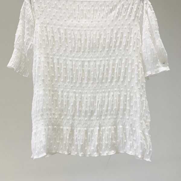 Bluză de damă cu decolteu rotund și mâneci scurte în alb-negru