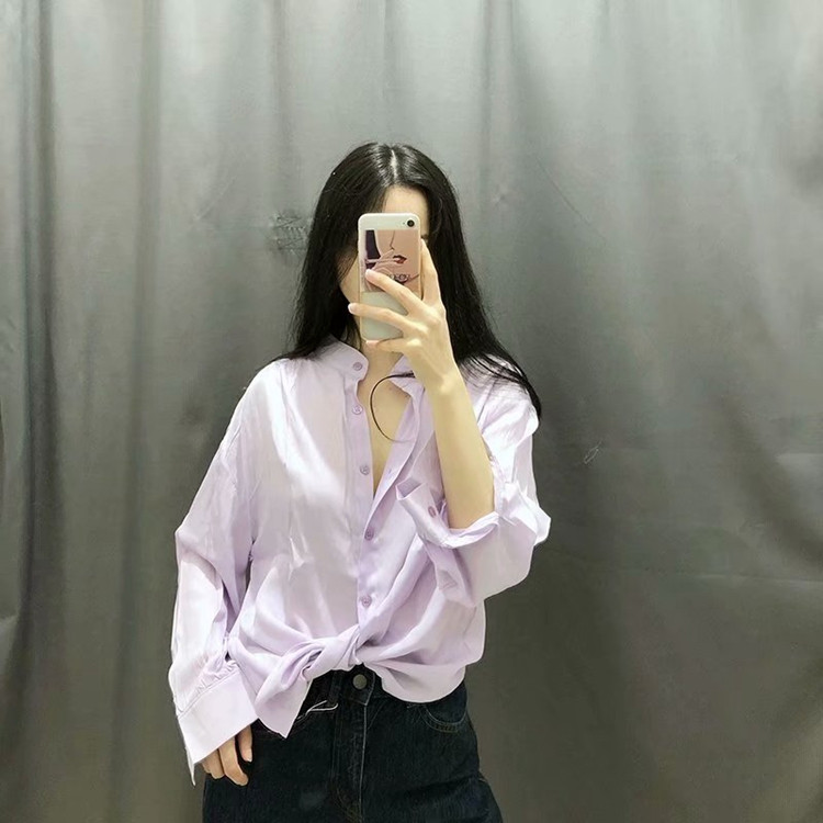 Cămașă de damă cu guler jos de culoare mov