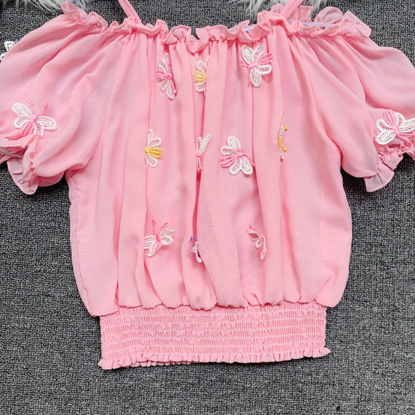 Bluza de dama cu talie elastica si umerii goi in roz