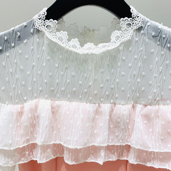 Rochie de dama cu dantela - model lat in roz