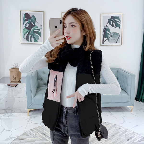 Νέο μοντέλο γυναικείο γιλέκο με φερμουάρ σε μαύρο και μπεζ χρώμα