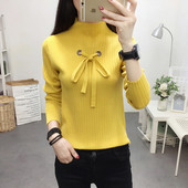 Γυναικεία μπλούζα με μισό υψηλό γιακά και κορδόνι σε λευκό, κίτρινο, μαύρο και πορτοκαλί χρώμα