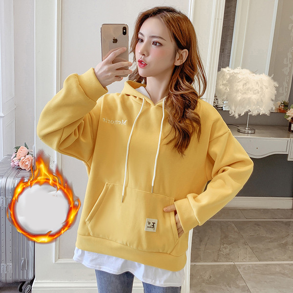 Modern női pulóver kapucnival és zsebbel több színben