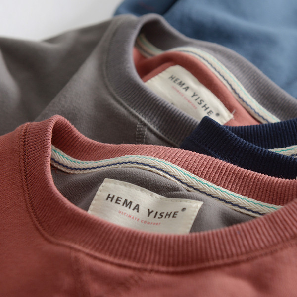 Bluză bărbătească largă cu decolteu oval