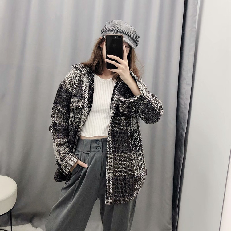 Cămașă groasă în carouri cu nasturi și buzunare