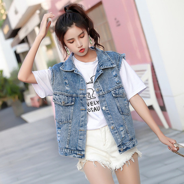 Vesta de dama model nou din denim cu broderie colorata in albastru