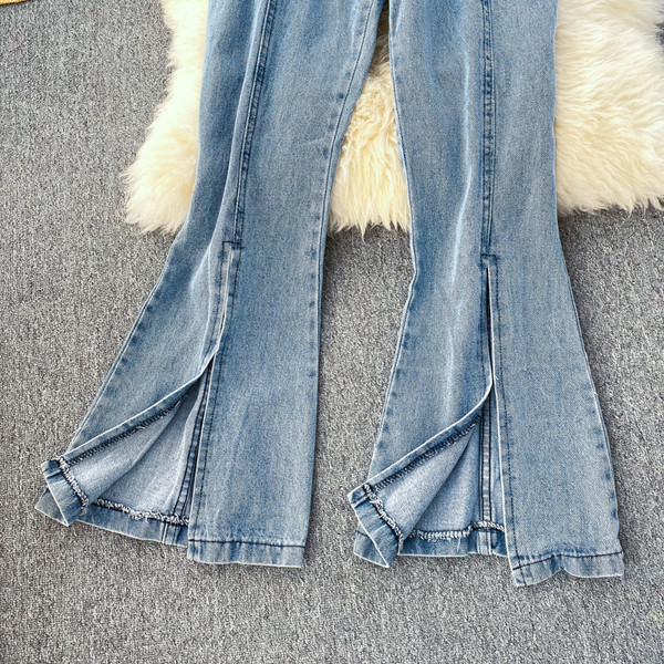 Salopeta de dama lunga din denim cu umerii goi in doua culori