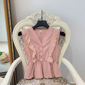 Maieu de damă cu decolteu spitz și nasturi în roz și galben