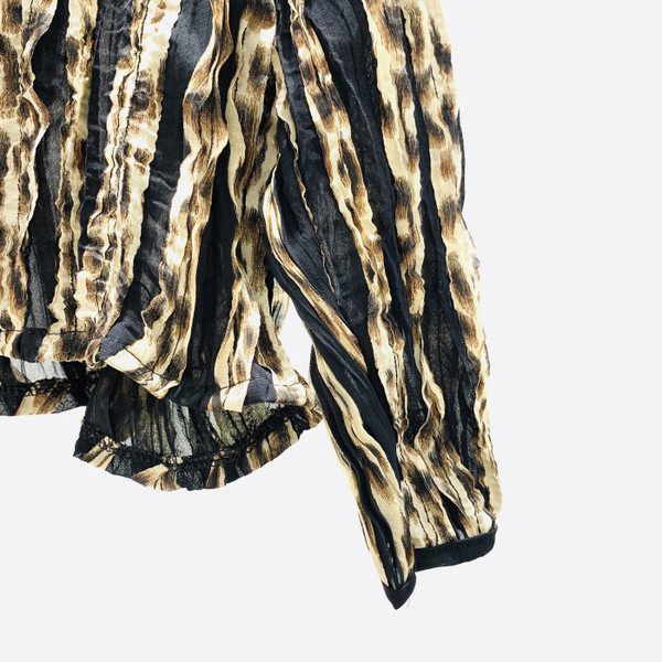 Cămașă de damă cu decolteu rotund model larg de culoare aurie