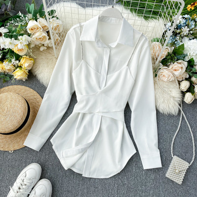 Cămașă modernă de damă cu guler și pietre de decor în alb și negru