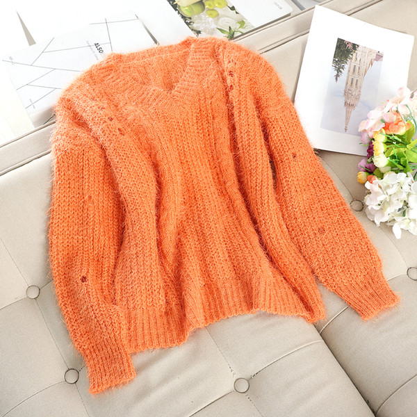 Pulover de dama casual cu gauri si decolteu spitz in mai multe culori