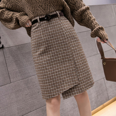 Fusta de dama asimetrica model nou cu curea in negru si maro