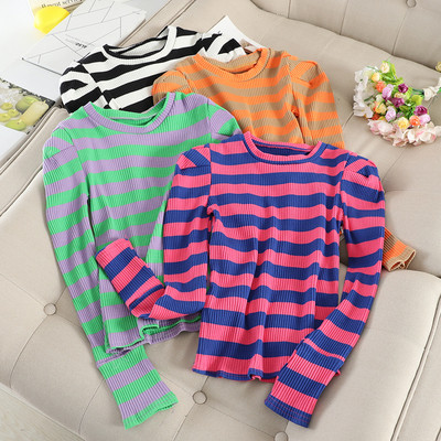 Bluză casual de damă în dungi, cu decolteu O