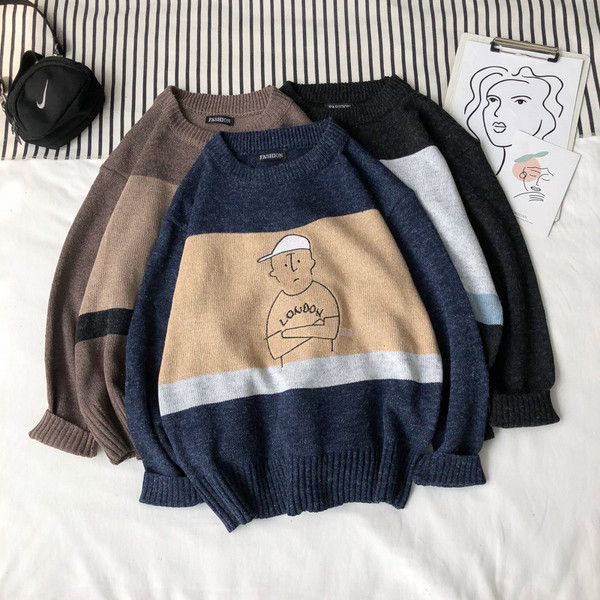 Pulover casual barbatesc cu decolteu oval in negru, albastru si maro - model larg