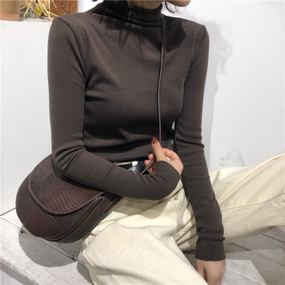 Bluză de damă cu guler polo în mai multe culori diferite