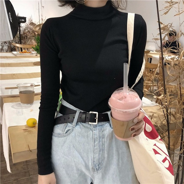 Bluză de damă cu guler polo în mai multe culori diferite