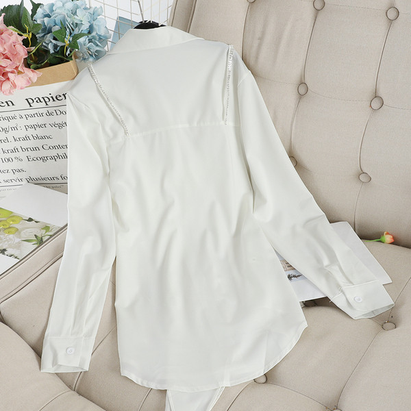 Cămașă elegantă de damă cu panglică și mâneci lungi în alb și negru