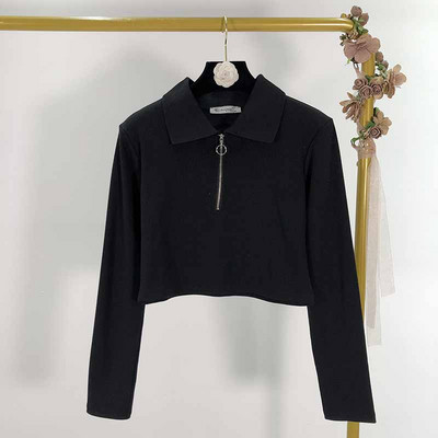 Bluza scurta de dama cu fermoar si guler clasic in alb si negru