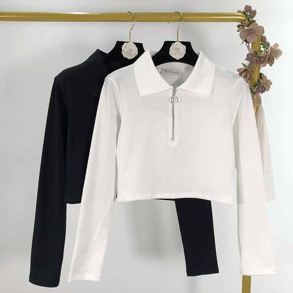 Bluza scurta de dama cu fermoar si guler clasic in alb si negru