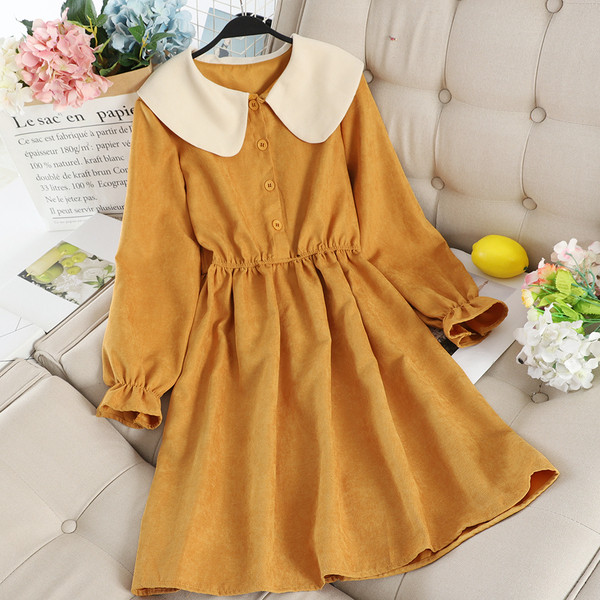 Női alkalmi ruha gombokkal és gallérral több színben