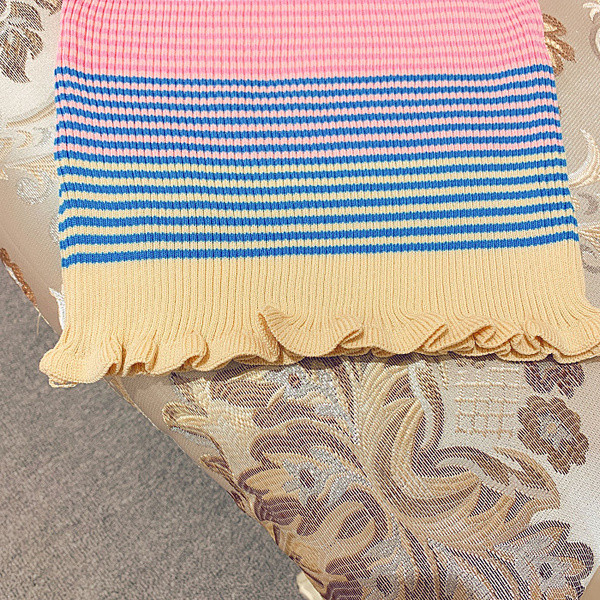 Bluză de damă în dungi cu cadru gol