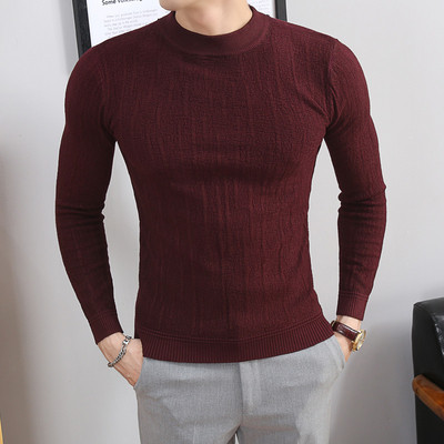 Bluza barbateasca moderna cu decolteu oval - model montat