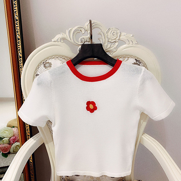 Bluza scurta de dama cu broderie colorata