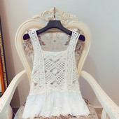 Maieu de damă cu decolteu pătrat de culoare albă