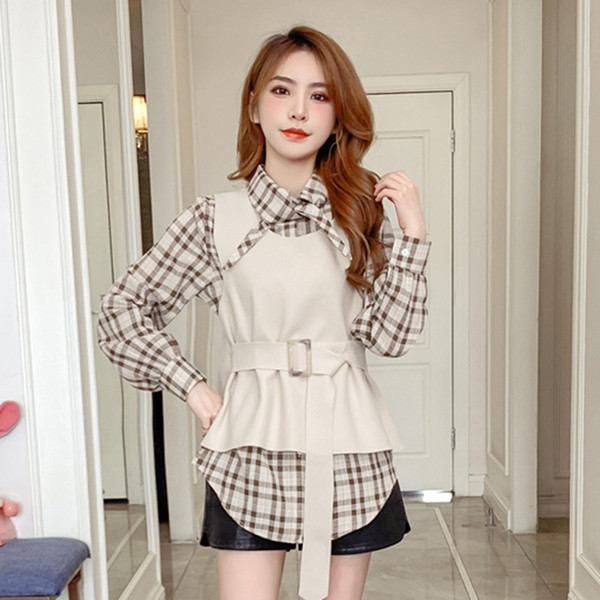 Set de dama modern din doua parti camasa in carouri + vesta in bej si verde