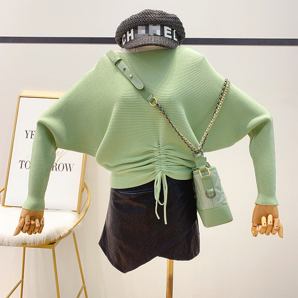 Pulover de dama cu decolteu rotund in mai multe culori