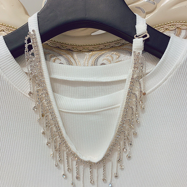 Bluză de damă cu mâneci scurte de culoare albă