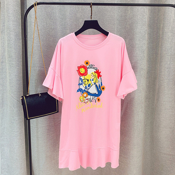 Model de bluza lunga de dama in culoare roz si aplicatie