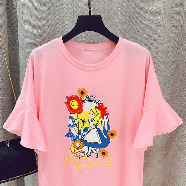 Model de bluza lunga de dama in culoare roz si aplicatie