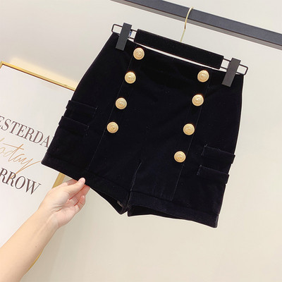 Pantaloni scurți moderni de catifea pentru femei în negru