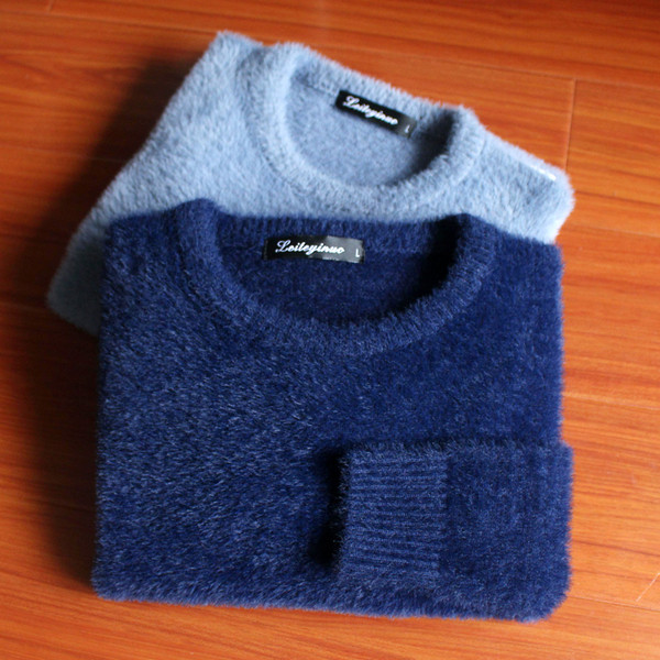 Pulover moale pentru bărbați cu decolteu oval