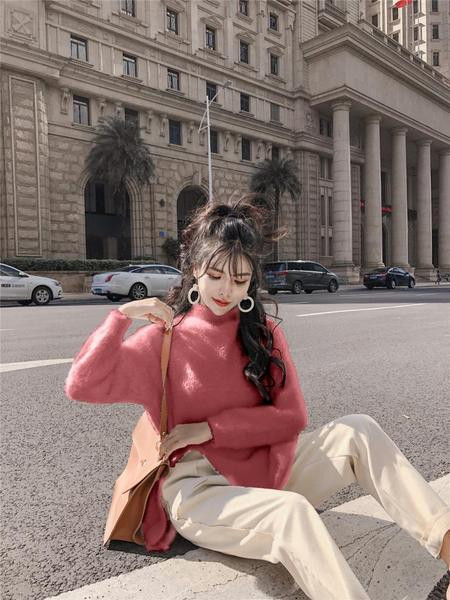 Pulover lung cu guler polo și cu fantă în trei culori