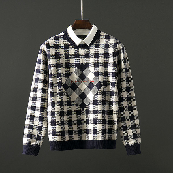 Pulover bărbătesc în carouri cu guler cusut în roșu și alb