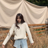 Pulover de dama cu decolteu oval in mai multe culori - model uni