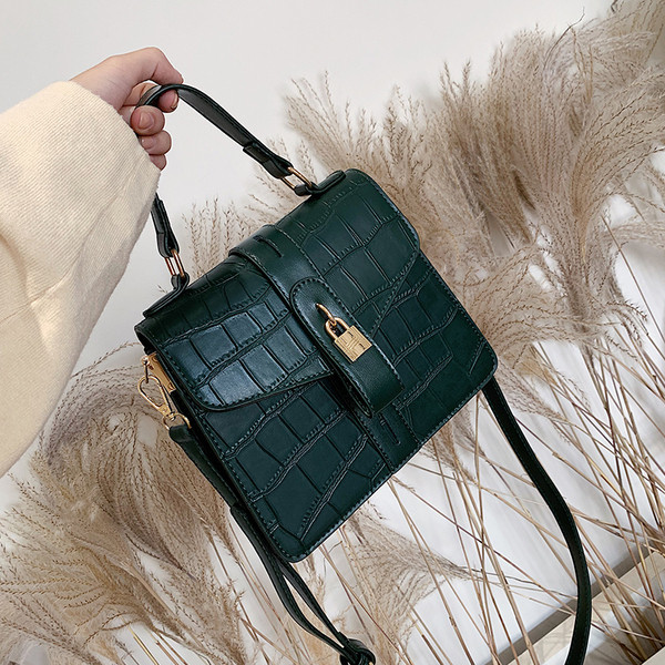 Geanta de dama moderna din piele cu manere lungi si scurte in mai multe culori