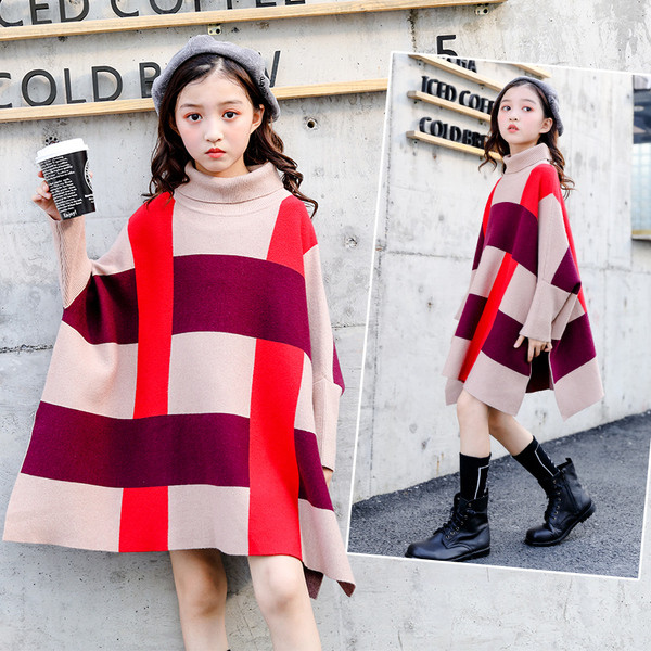 Poncho pentru copii stilat pentru fete cu guler polo in doua culori