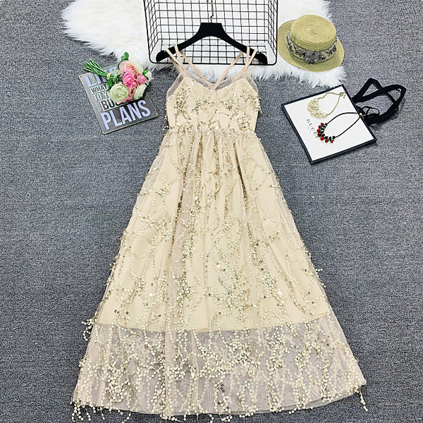 Rochie de dama cu bretele subtiri si paiete