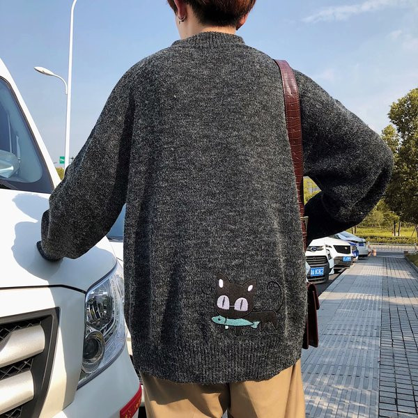 Pulover pentru bărbați cu broderie în negru, gri și verde