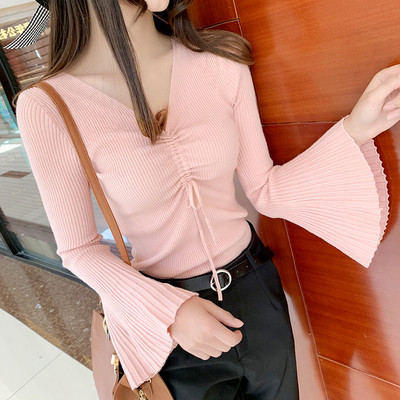 Modern női blúz lótusz ujjú, spitz nyakkivágással